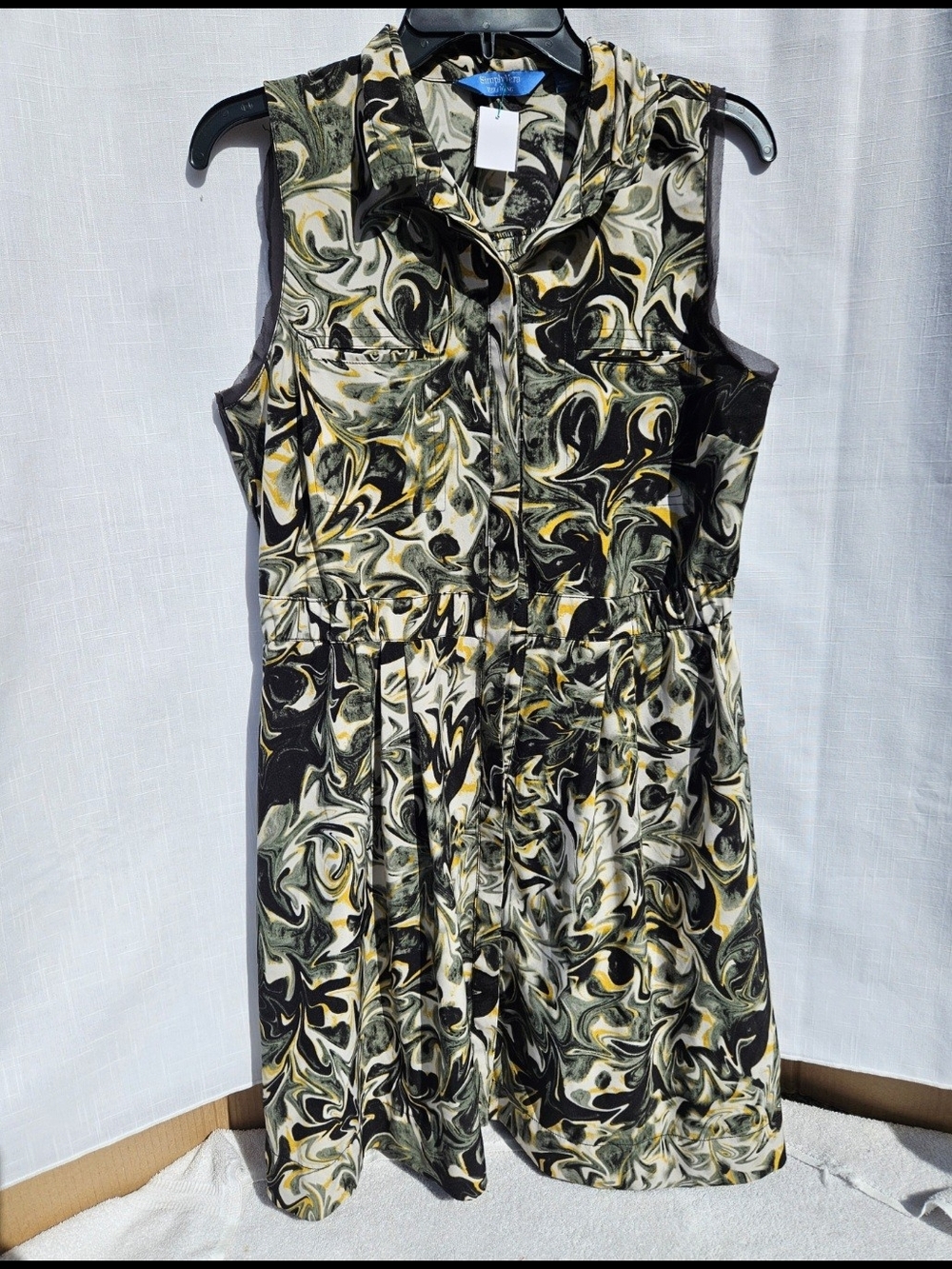 Simply Vera Wang  Sleeveless Geometrical Dress in Black, Cream & Olive Sz M